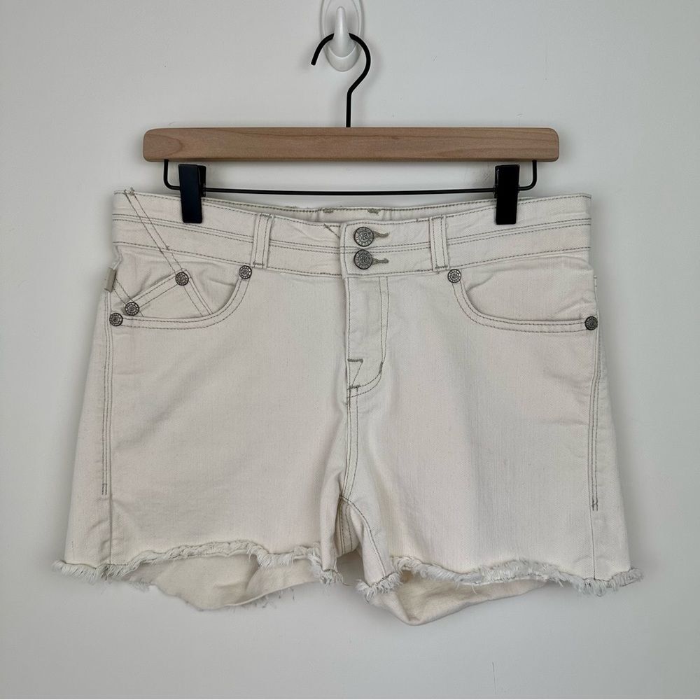 Rock & Republic Bonnaroo Cream Off White Cutoff Shorts, 8
